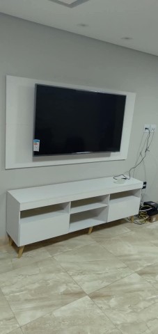 Instalação de rack e painel 