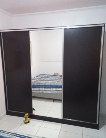 Guarda Roupa