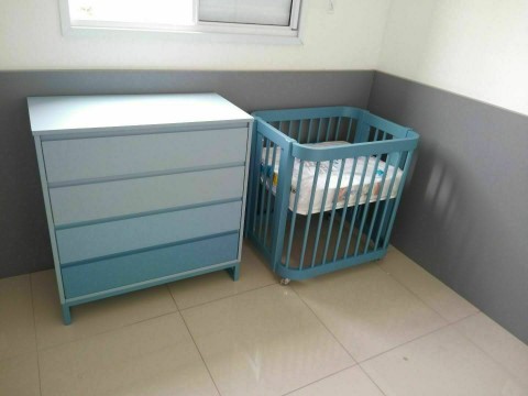 Berço e cômoda infantil