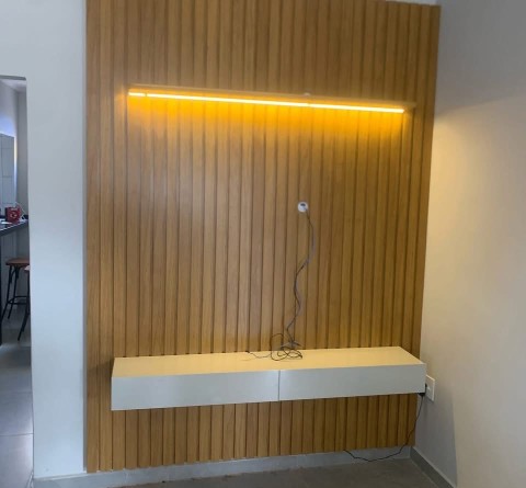 Painel ripado com led