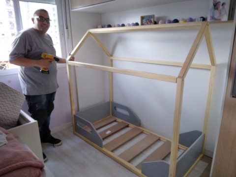 Cama