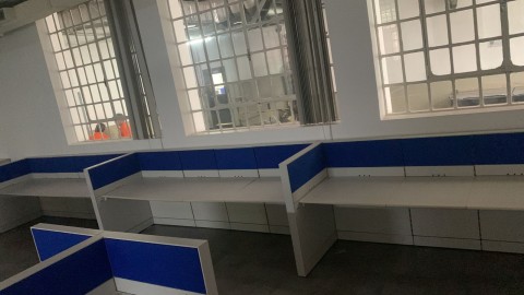 Montagem e desmontagem estação de trabalho 