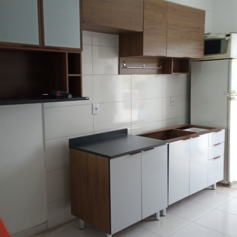 Montagem cozinha.