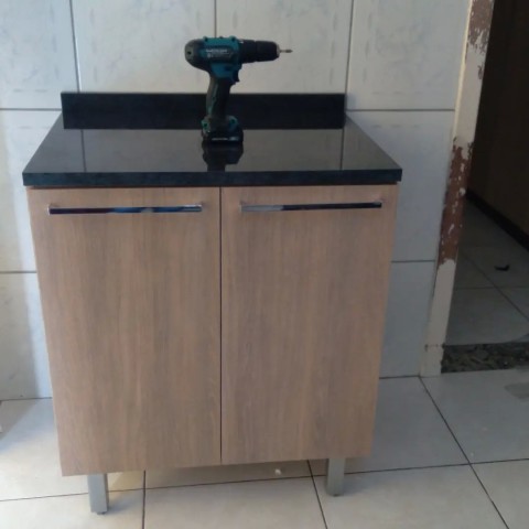 Balcão  2 portas