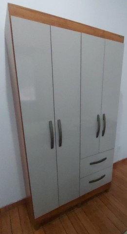 Guarda roupas 