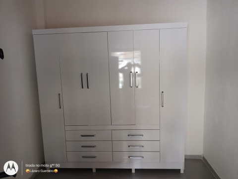 Final do guarda roupa de 6 portas 