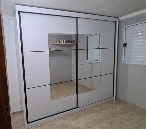 Guarda roupa casal