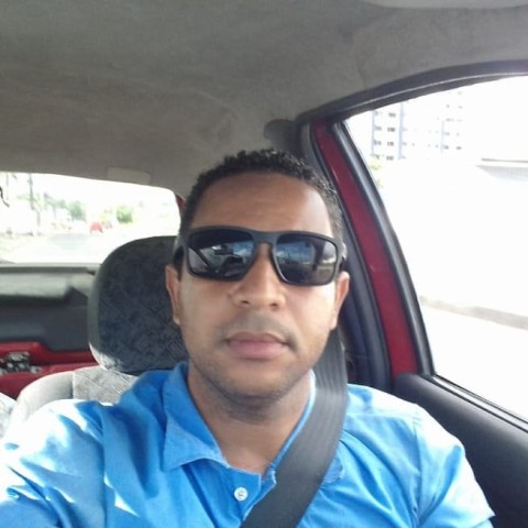 Vanduelio Silva Souza