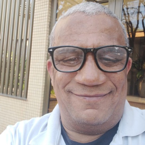 Maurício Cruz